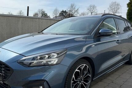 Ford Focus 155.000 km 12.900 &euro; Herborn 35745