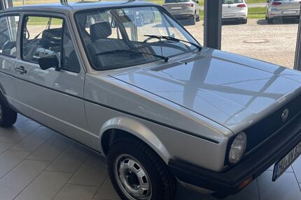 VW Golf 67.500 km 8.950 &euro; Büdingen 63654