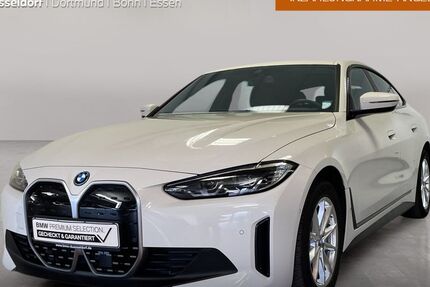 BMW i4 26.488 km 32.999 &euro; Düsseldorf 40237