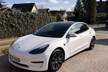 Tesla Model 3 65.000 km 28.100 &euro; Ahrensburg 22926