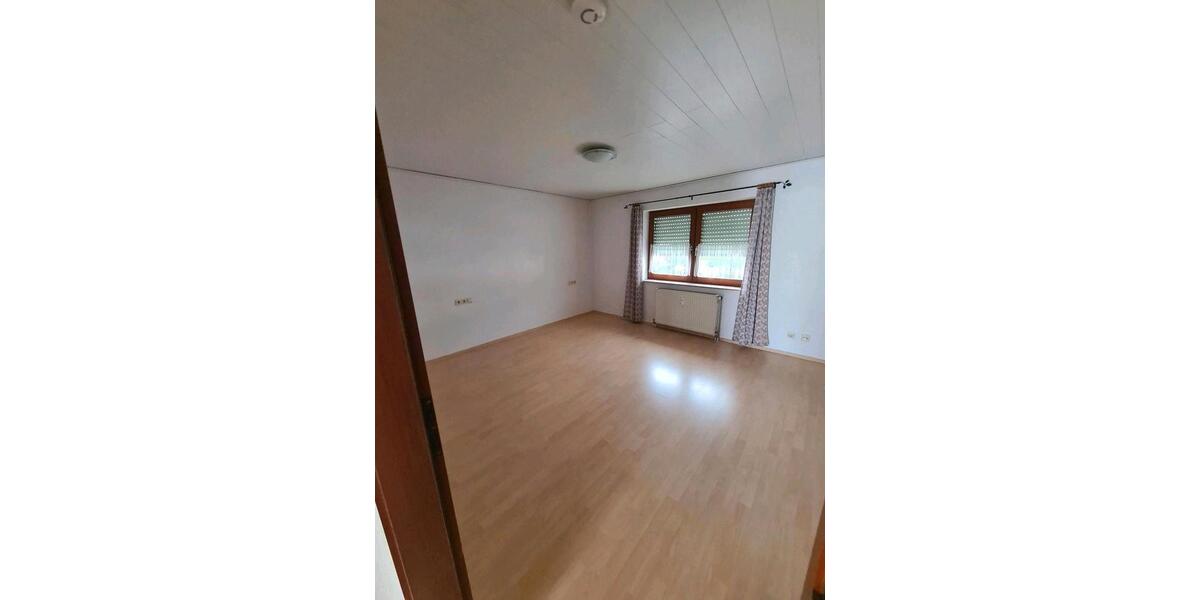Etagenwohnung Bad Mergentheim - 2 Zimmer, 64 m&sup2;, 520&euro; | Angebot:26321301