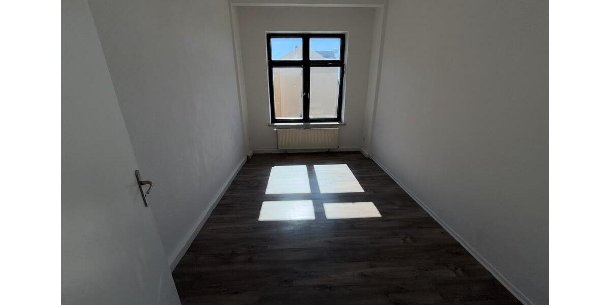 Etagenwohnung Plauen Bahnhofsvorstadt - 2 Zimmer, 59 m&sup2;, 275&euro; | Angebot:26637293