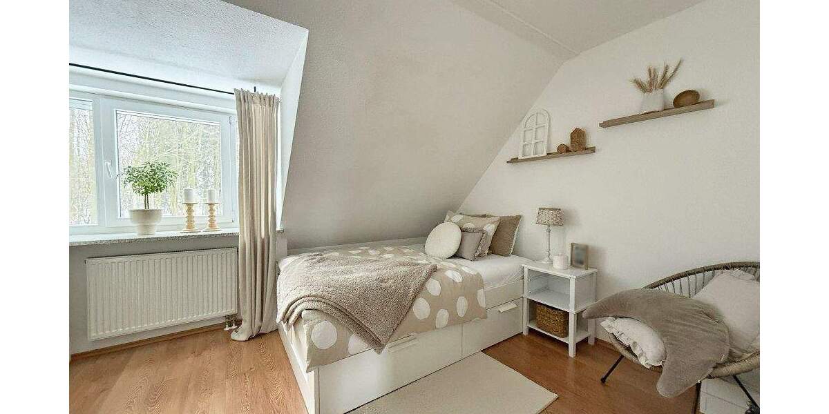 Reihenmittelhaus Bargteheide - 4 Zimmer, 92 m&sup2;, 429.000&euro; | Angebot:25704567