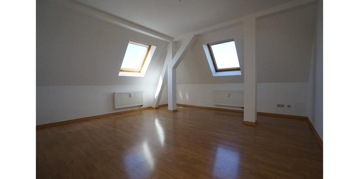 Dachgeschoßwohnung Dresden Cotta - 3 Zimmer, 80 m&sup2;, 1.099&euro; | Angebot:26382767