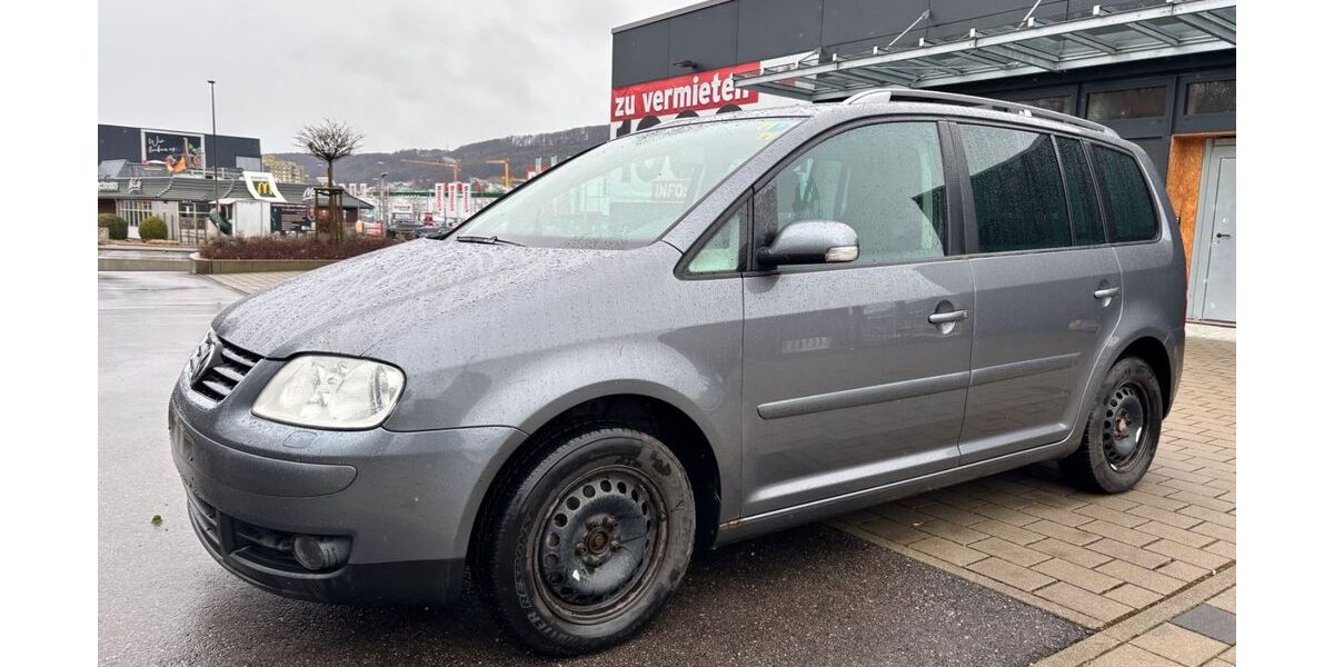 VW Touran 281.999 km 1.480 &euro; Bad Säckingen 79713