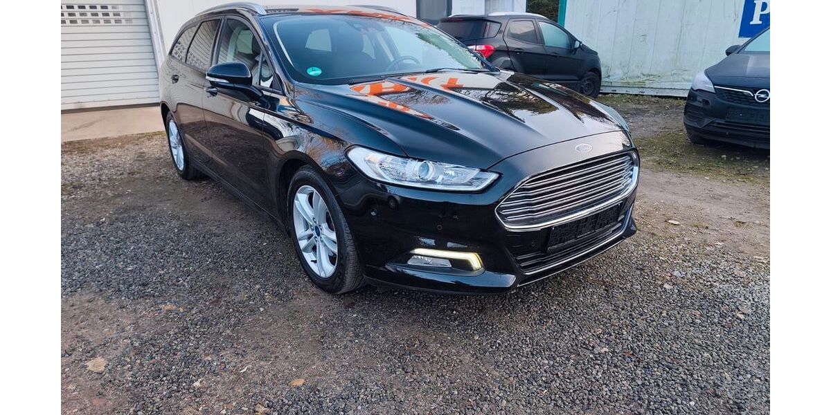 Ford Mondeo 93.000 km 11.500 &euro; Lübeck 23568