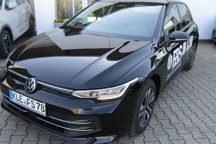 VW Golf 10.000 km 32.850 &euro; Emmerich am Rhein 46446