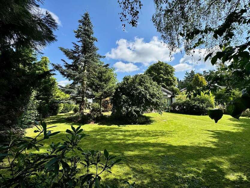 Grundstück zu verkaufen in Großhansdorf 899.500 € 1299 m²