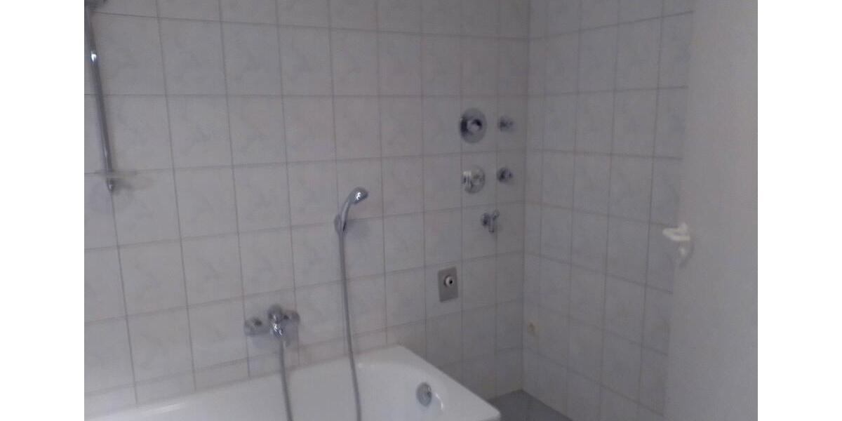Etagenwohnung Lauchringen - 2 Zimmer, 63 m&sup2;, 170.000&euro; | Angebot:26311478