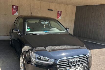 Audi A1 156.000 km 7.500 &euro; Königsbrunn 86343
