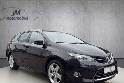 Toyota Auris 143.000 km 8.900 &euro; Meckenbeuren 88074
