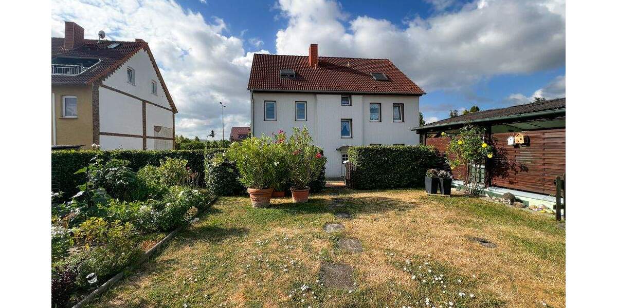 Kleines Mehrfamilienhaus mit zwei bezugsbereiten Wohnungen in Erfurt Daberstedt 1 zimmer