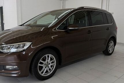 VW Touran 310.000 km 10.490 &euro; Alsdorf 52477