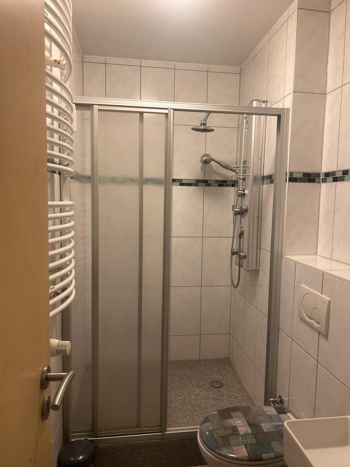 Haus mieten mit Garten 4 Personen bevorzugt!!&&&&