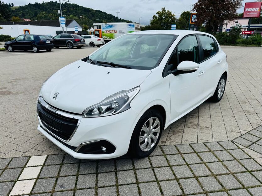 Peugeot 208 86.771 km 6.999 € Remshalden bei Stuttgart 73630