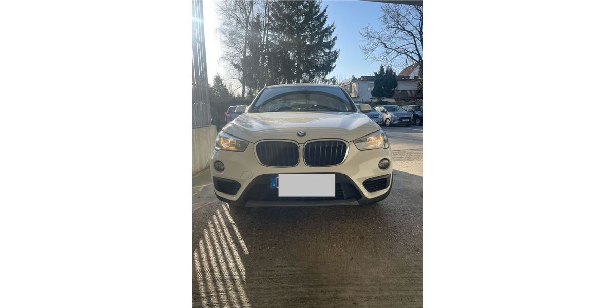 BMW X1 141.000 km 15.700 &euro; Frankfurt am Main 65929