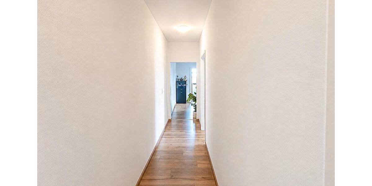 Dachgeschoßwohnung Saarlouis - 3 Zimmer, 63 m&sup2;, 650&euro; | Angebot:26456186
