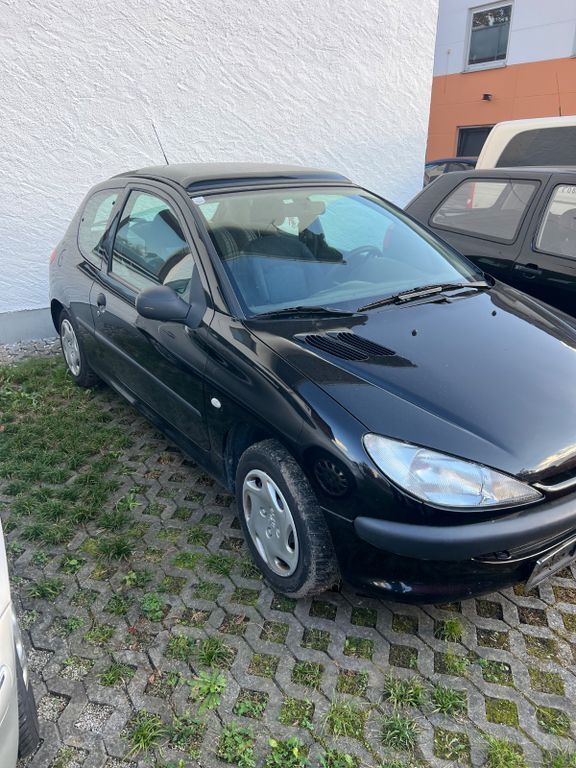 Peugeot 206 68.000 km 1.220 € Stephanskirchen 83071