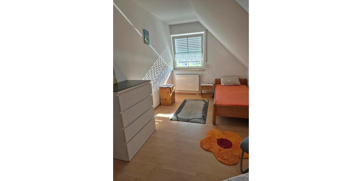 Etagenwohnung Aichach - 1 Zimmer, 18 m&sup2;, 400&euro; | Angebot:26693014