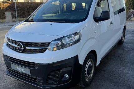 Opel Vivaro 188.600 km 16.541 &euro; München 81827