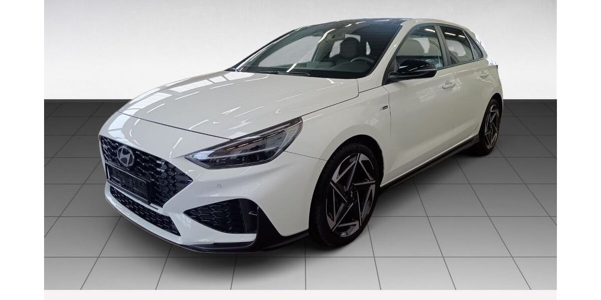 Hyundai i30 15.962 km 23.960 &euro; Coburg 96450