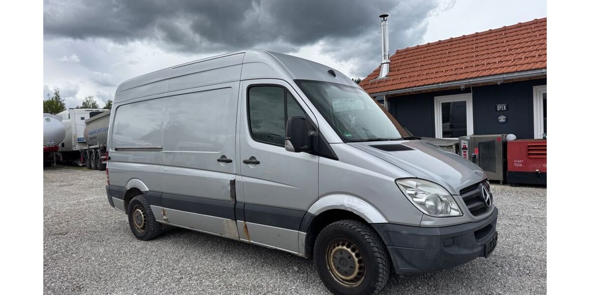 Mercedes-Benz Sprinter 257.670 km 7.999 &euro; Egling 82544