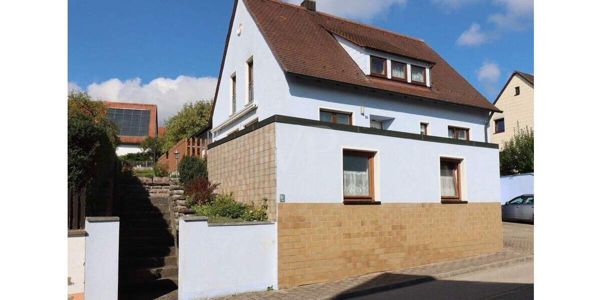 Mehrfamilienhaus, Wohnhaus Lehrberg Gräfenbuch - 7 Zimmer, 188 m&sup2;, 359.000&euro; | Angebot:25679034