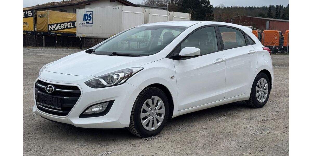 Hyundai i30 178.775 km 6.475 &euro; Bad Waldsee 88339
