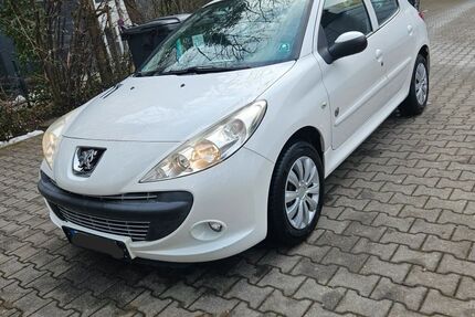 Peugeot 206 125.000 km 3.400 &euro; Taufkirchen 82024