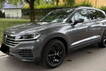 VW Touareg 23.900 km 46.600 &euro; Gräfelfing 82166