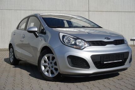 Kia Rio 137.500 km 6.895 &euro; Parkstetten 94365