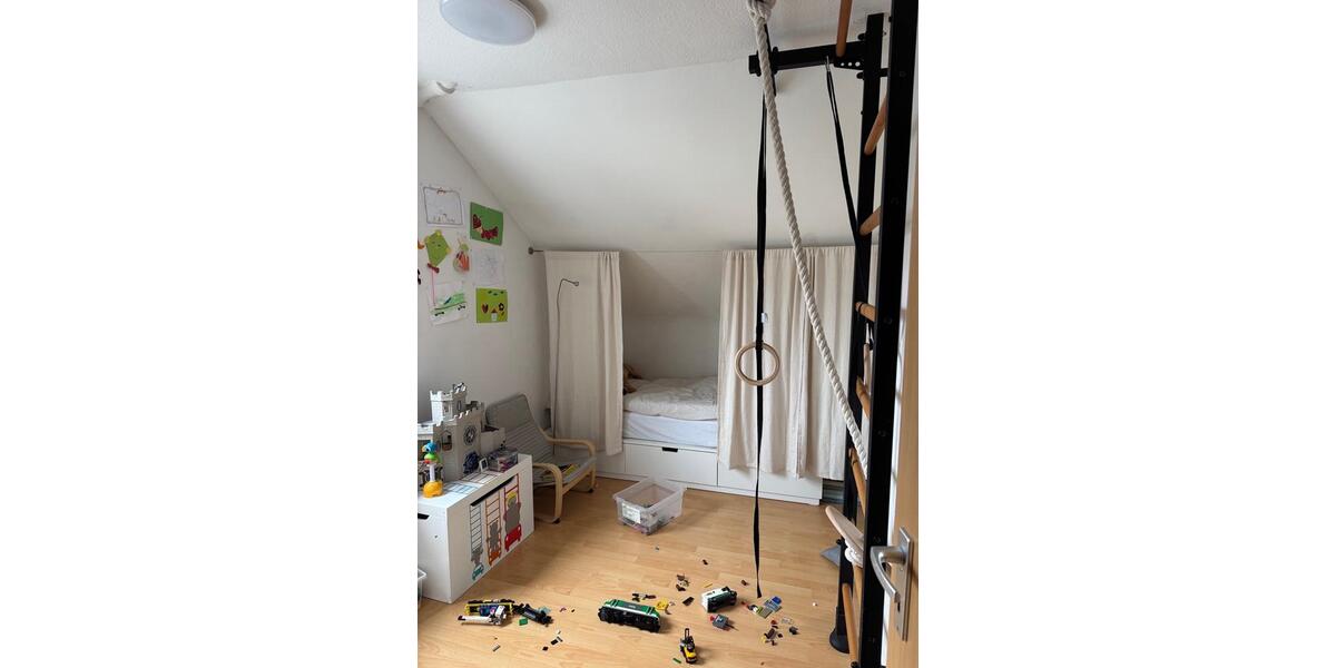 Dachgeschoßwohnung Würzburg Steinbachtal - 3 Zimmer, 75 m&sup2;, 830&euro; | Angebot:25332242