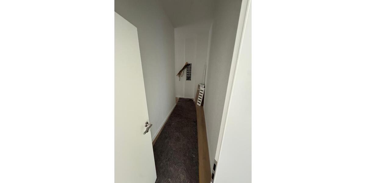 Etagenwohnung Uslar - 5 Zimmer, 150 m&sup2;, 1.000&euro; | Angebot:25505774