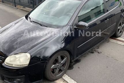 VW Golf 269.758 km 950 &euro; Göttingen 37079