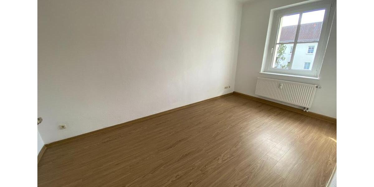 Etagenwohnung Kamenz - 2 Zimmer, 65 m&sup2;, 430&euro; | Angebot:25867454