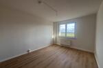 Etagenwohnung Riesa - 3 Zimmer, 61 m&sup2;, 450&euro; | Angebot:24987014
