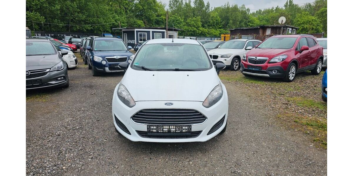 Ford Fiesta 82.082 km 3.590 &euro; Braunschweig 38120
