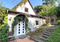 Haus zum Kaufen in Aschaffenburg 275.000 € 123 m²