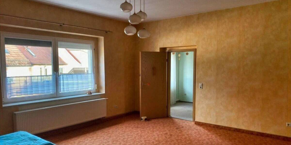 Einfamilienhaus Rothenburg - 6 Zimmer, 207 m&sup2;, 125.000&euro; | Angebot:25679716
