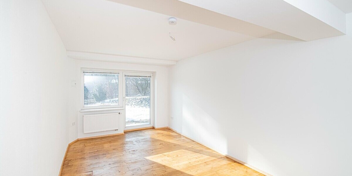 Wohnen auf einem großem Grundstück – Ein Zuhause zum Wohlfühlen - Einfamilienhaus Bruck in der Oberpfalz | Angebot:27092148