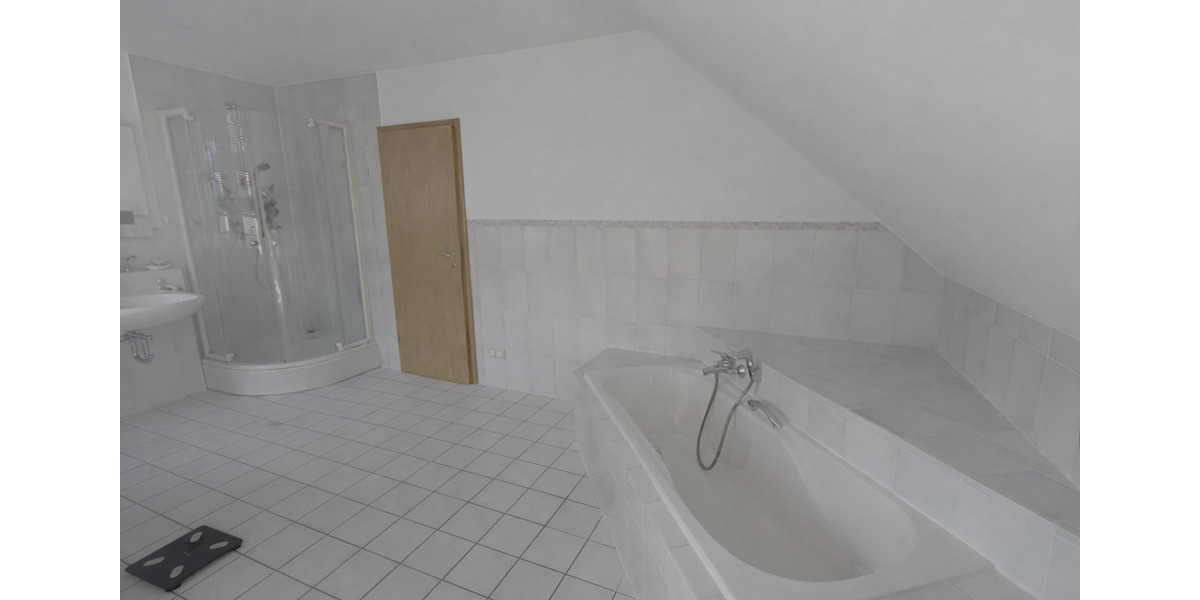 Einfamilienhaus Lauenförde - 6 Zimmer, 192 m&sup2;, 499.000&euro; | Angebot:25204535