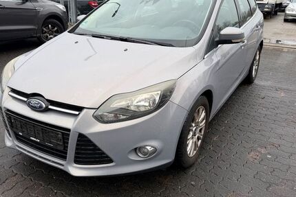 Ford Focus 208.000 km 1.999 &euro; Karlsruhe 76135
