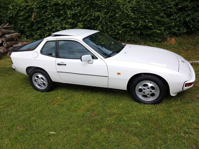 924