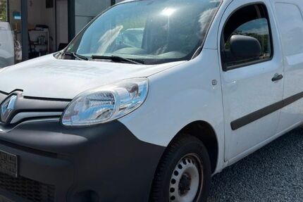 Renault Kangoo 89.000 km 7.950 &euro; Lübeck 23560