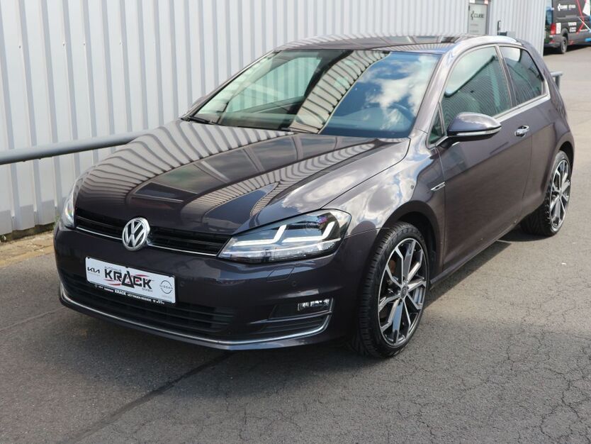 VW Golf 173.235 km 7.960 € Göttingen 37077