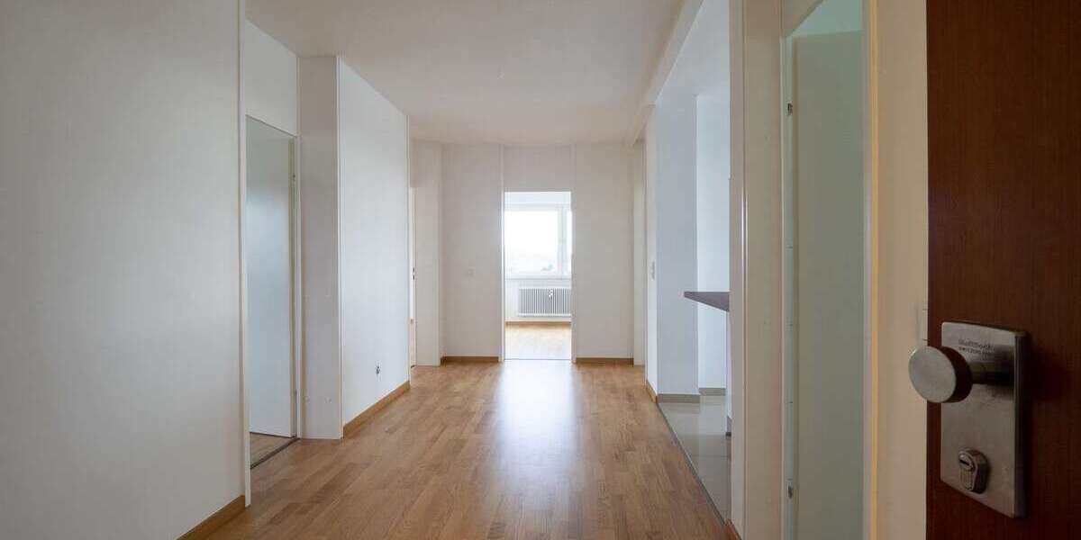 Etagenwohnung Bad Homburg Dornholzhausen - 4 Zimmer, 106 m&sup2;, 1.600&euro; | Angebot:26032439