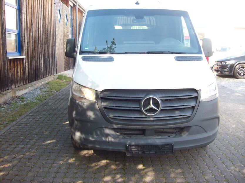Mercedes-Benz Sprinter 233.005 km 14.850 € Aachen 52070