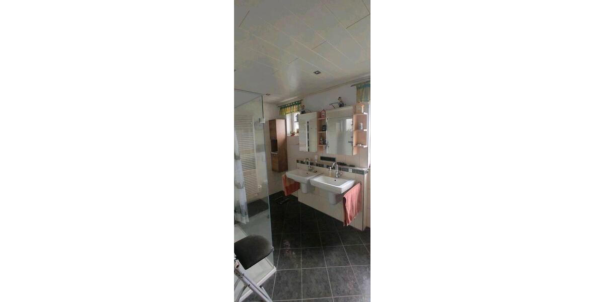 Doppelhaushälfte Waldershof - 4 Zimmer, 130 m&sup2;, 199.000&euro; | Angebot:27067513