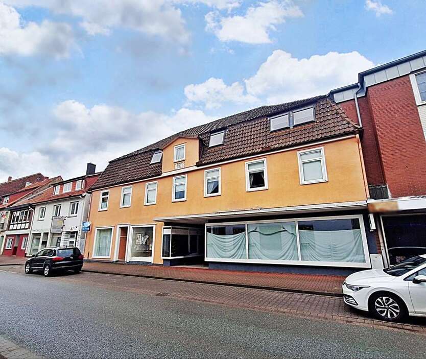 Haus zum Kaufen in Obernkirchen 459.000 € 332 m²