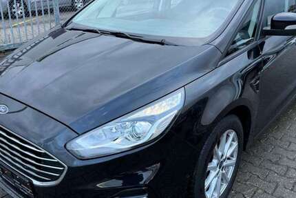 Ford S-Max 103.000 km 18.900 &euro; Nufringen 71154